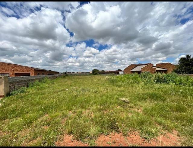 LAND FOR SALE IN WELGEDACHT